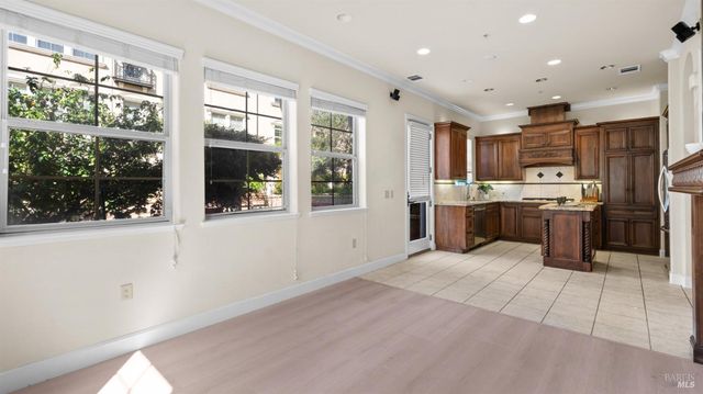 1117 Symphony Way, Vallejo, CA 94591