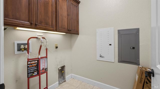 1117 Symphony Way, Vallejo, CA 94591