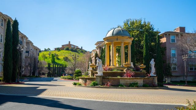 1117 Symphony Way, Vallejo, CA 94591