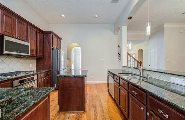 1463 Springrock Lane A, Houston, TX 77055