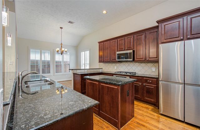 1463 Springrock Lane A, Houston, TX 77055