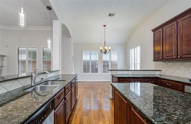 1463 Springrock Lane A, Houston, TX 77055