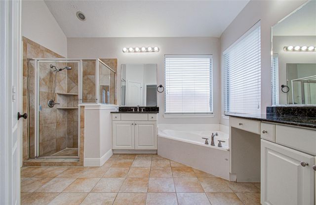 1463 Springrock Lane A, Houston, TX 77055