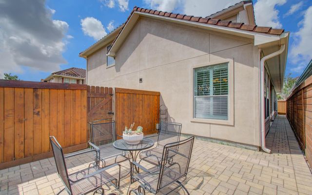 1463 Springrock Lane A, Houston, TX 77055