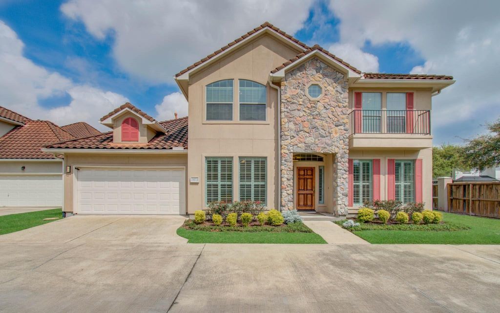 1463 Springrock Lane A, Houston, TX 77055