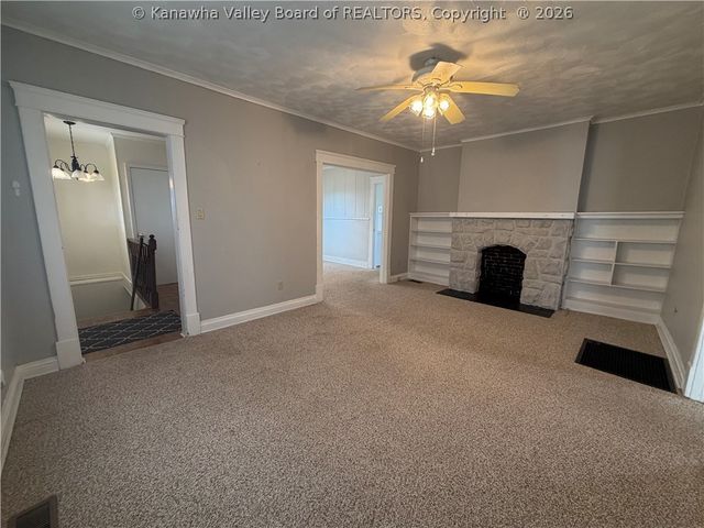 113 Oakwood Road, Charleston, WV 25314