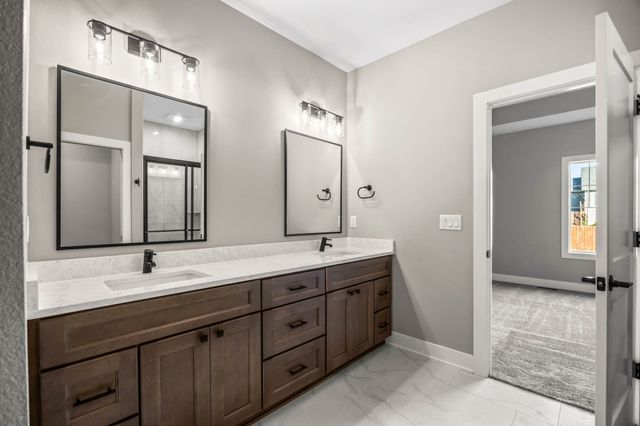 302 SW 16th Street, Ankeny, IA 50023