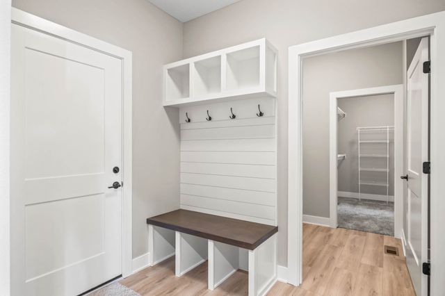 302 SW 16th Street, Ankeny, IA 50023