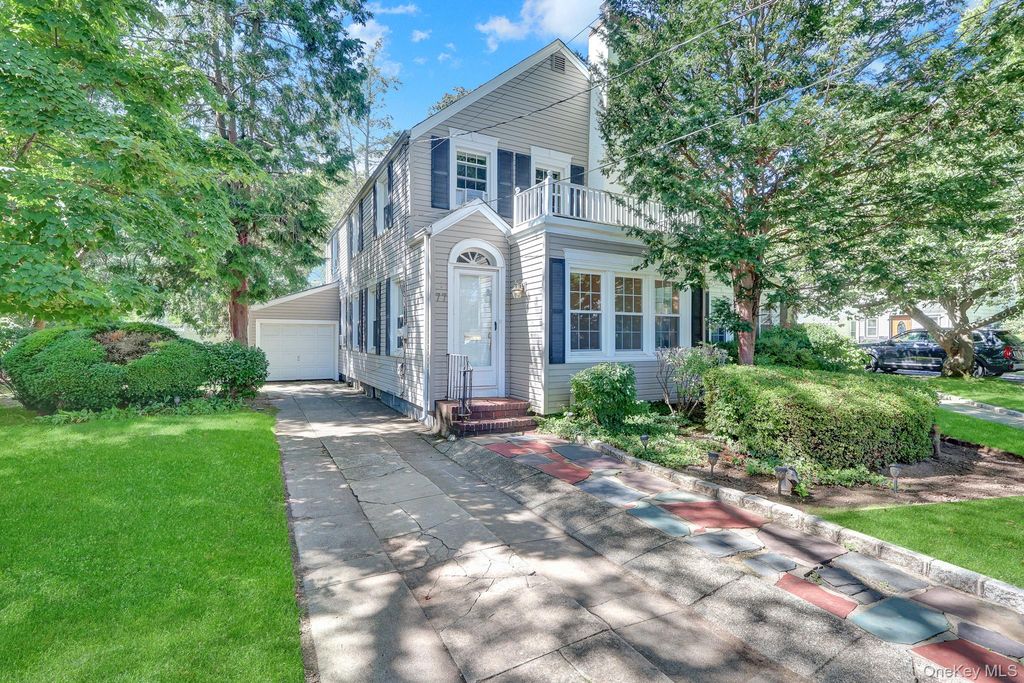 77 Elton Road, Stewart Manor, NY 11530 — photo 4