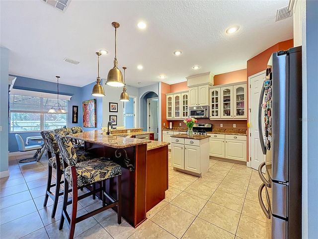 609 VINTAGE WAY, Brandon, FL 33511