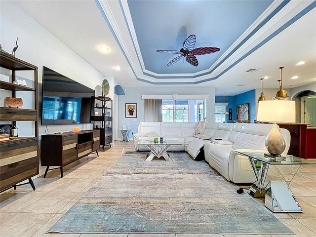 609 VINTAGE WAY, Brandon, FL 33511