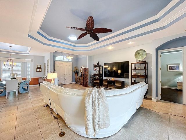 609 VINTAGE WAY, Brandon, FL 33511