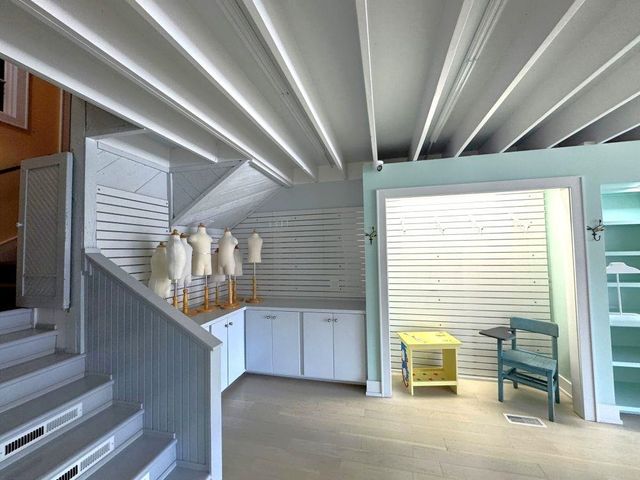 200 E Main Street, Hardy, AR 72542