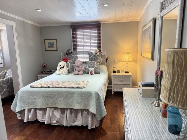 200 E Main Street, Hardy, AR 72542