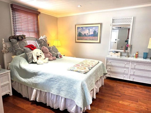 200 E Main Street, Hardy, AR 72542