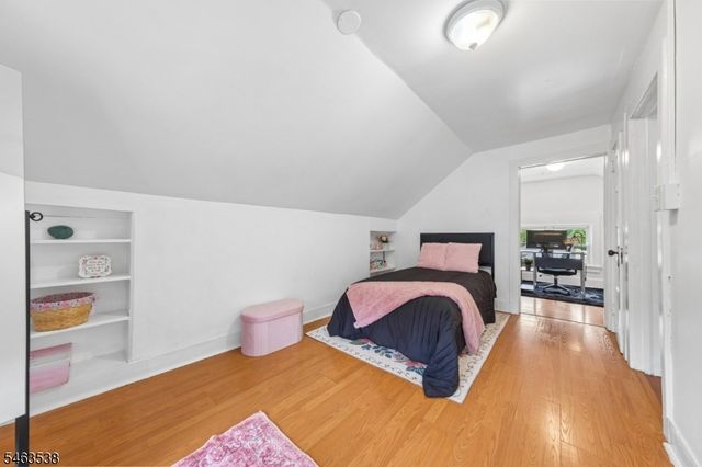 20 Ridgeview Ave, West Orange Twp., NJ 07052