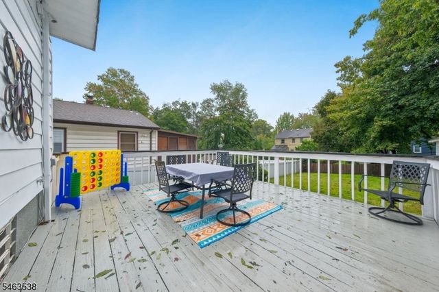 20 Ridgeview Ave, West Orange Twp., NJ 07052