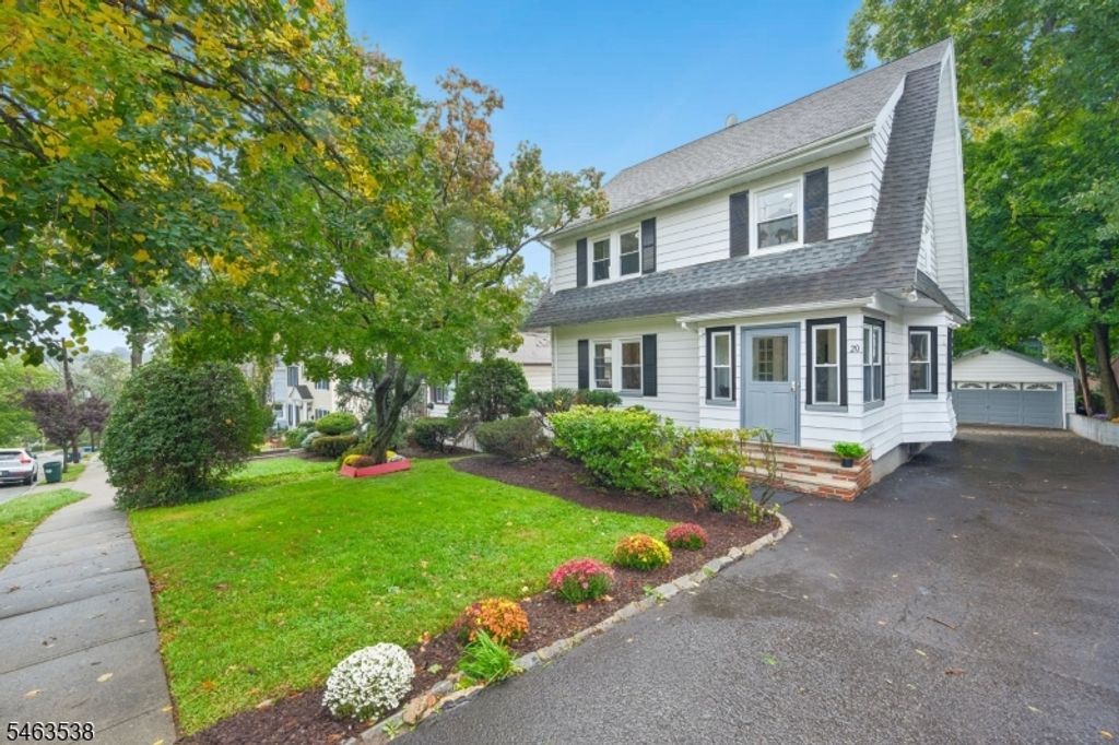 20 Ridgeview Ave, West Orange Twp., NJ 07052