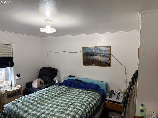 1021 4TH Ave, Seaside, OR 97138