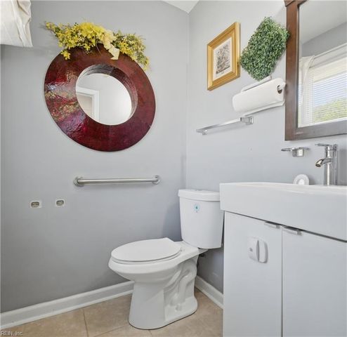 3917 Waterside CT, Virginia Beach, VA 23452