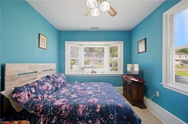3917 Waterside CT, Virginia Beach, VA 23452