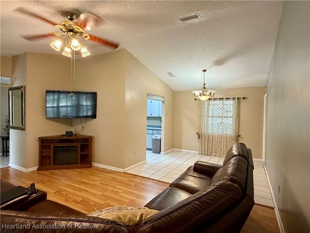 2081 N Cardinal Road, Avon Park, FL 33825