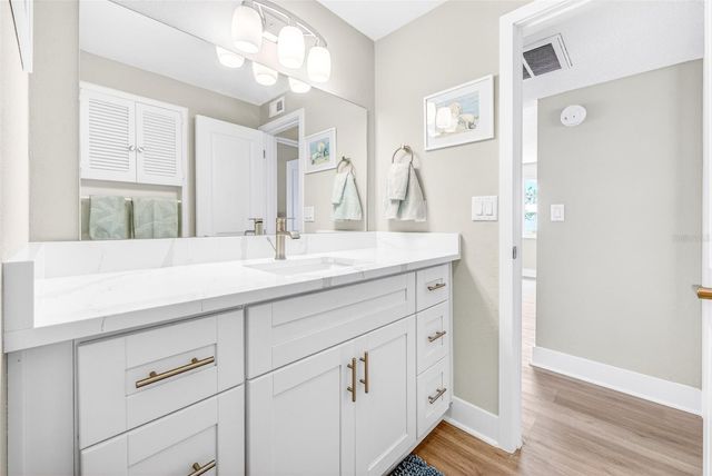 509 SPANISH DRIVE N, Longboat Key, FL 34228