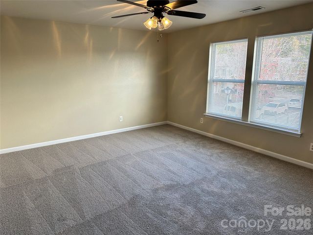 3042 Meadow Knoll Drive, Charlotte, NC 28269