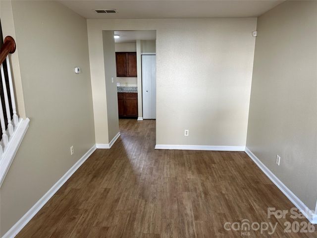 3042 Meadow Knoll Drive, Charlotte, NC 28269