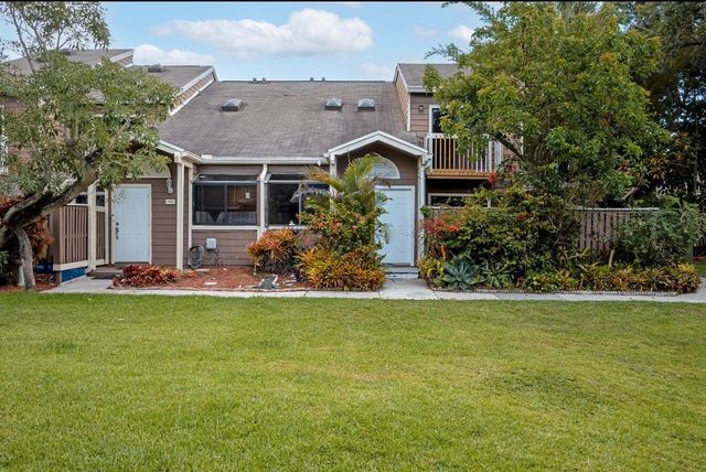 7125 Sportsman Drive, North Lauderdale, FL 33068