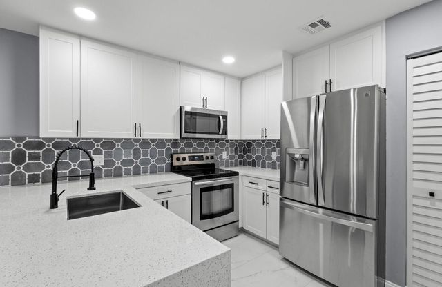 7125 Sportsman Drive, North Lauderdale, FL 33068