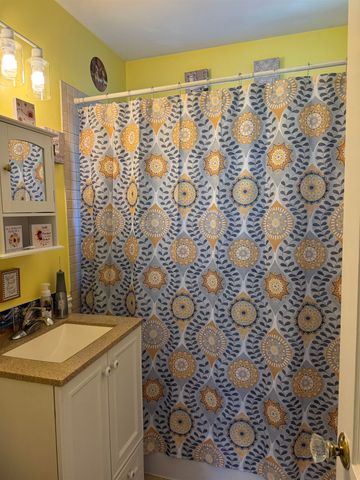 1332 WELLS STATION RD, Memphis, TN 38108