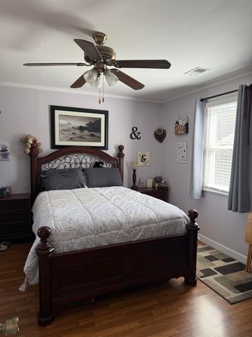 1332 WELLS STATION RD, Memphis, TN 38108