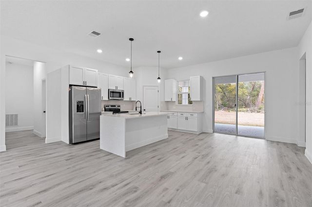 16825 SW 39TH CIRCLE, Ocala, FL 34473