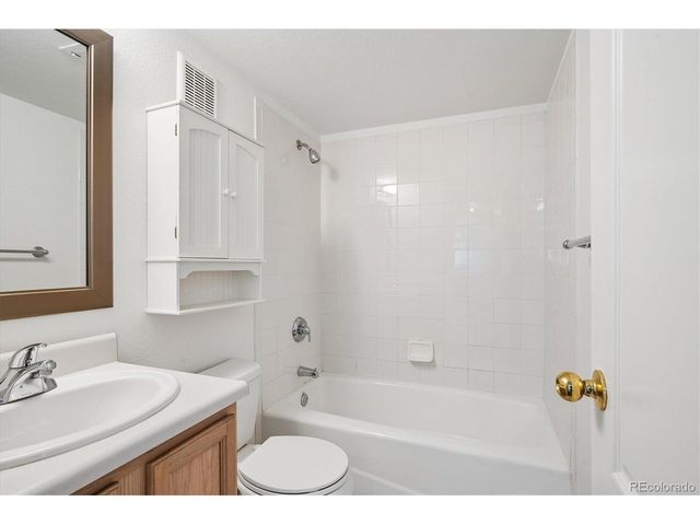1880 S Cole St B8, Denver, CO 80228