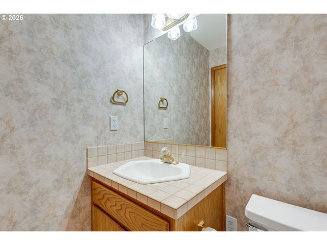 11512 Ne 33RD Ave, Vancouver, WA 98686
