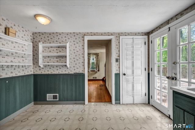 65 Cavan Road, East Hartford, CT 06118