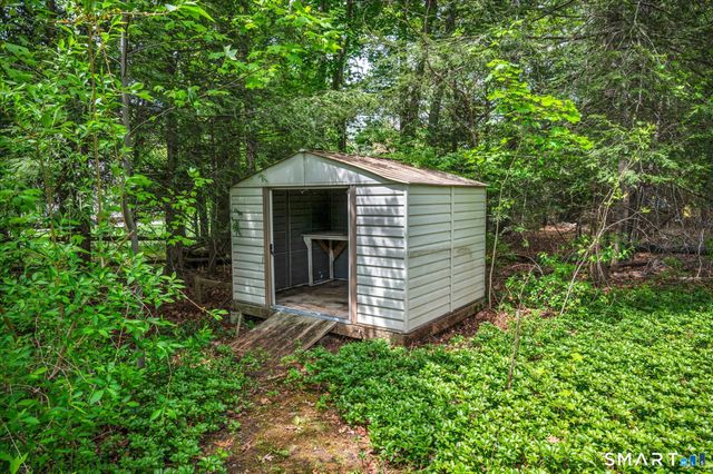 65 Cavan Road, East Hartford, CT 06118