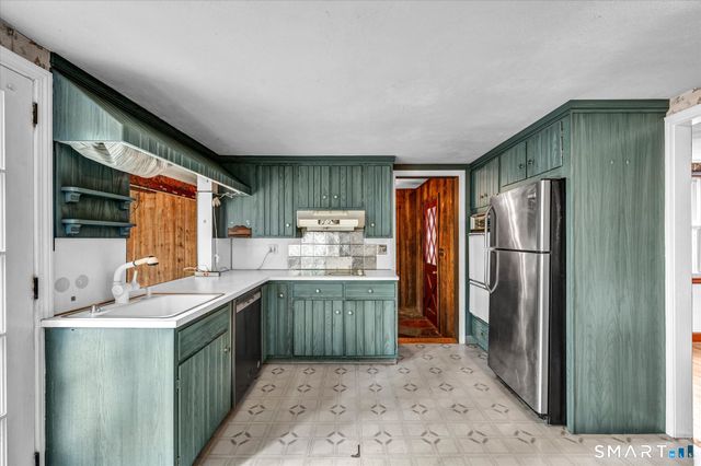 65 Cavan Road, East Hartford, CT 06118