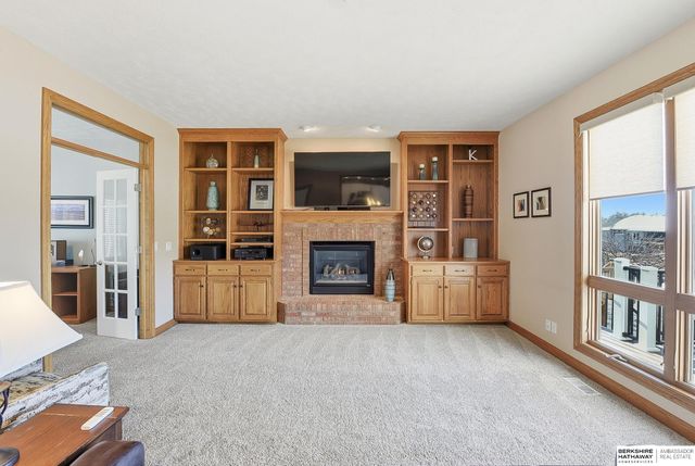 7910 W Brentwood Drive, La Vista, NE 68128