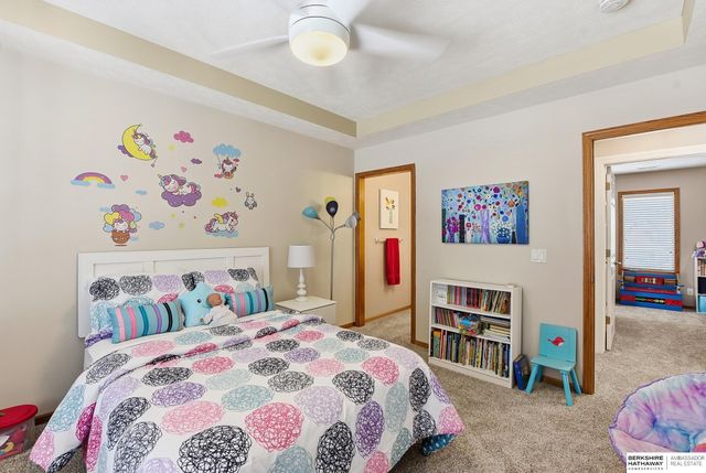 7910 W Brentwood Drive, La Vista, NE 68128