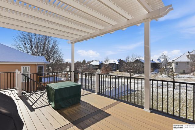 7910 W Brentwood Drive, La Vista, NE 68128