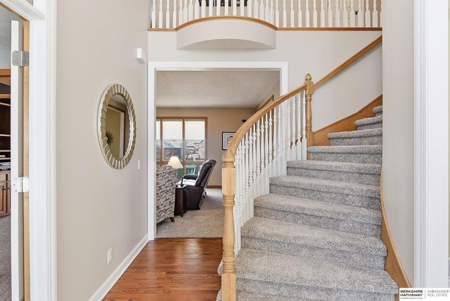 7910 W Brentwood Drive, La Vista, NE 68128