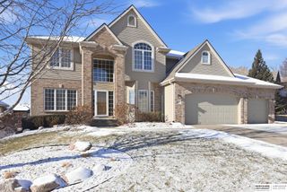 7910 W Brentwood Drive, La Vista, NE 68128