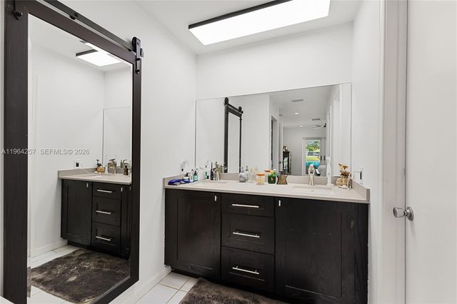 12126 NW 32nd Pl, Coral Springs, FL 33065