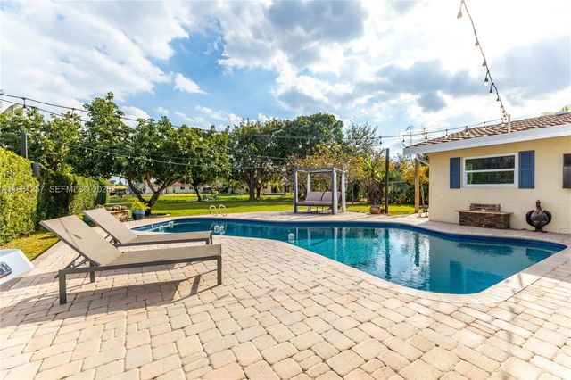 12126 NW 32nd Pl, Coral Springs, FL 33065