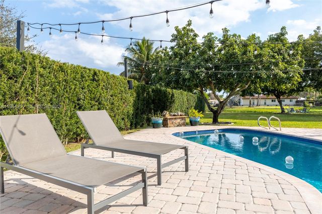 12126 NW 32nd Pl, Coral Springs, FL 33065