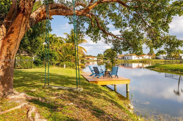 12126 NW 32nd Pl, Coral Springs, FL 33065