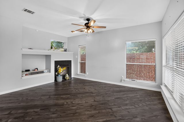 10201 Perkins Drive, Irving, TX 75063