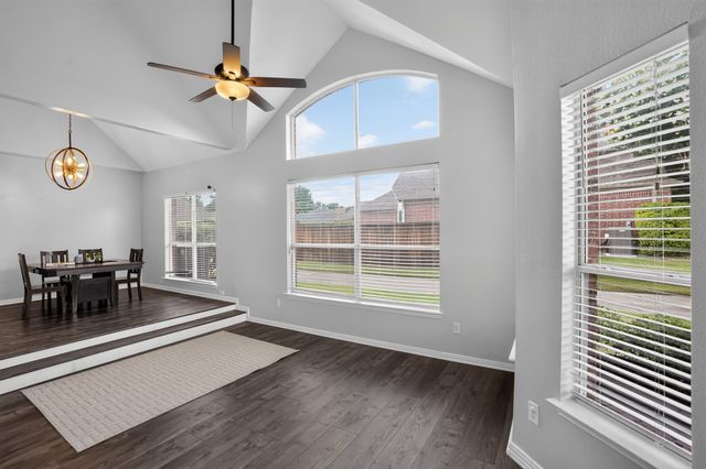 10201 Perkins Drive, Irving, TX 75063